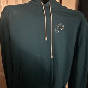 Louis Hoodie